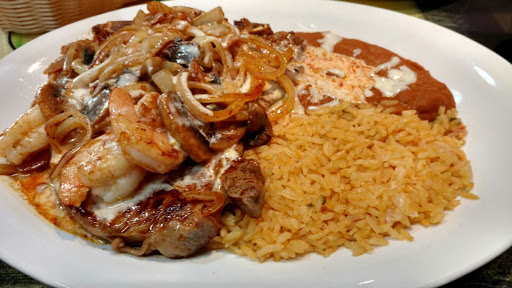 Mexican Restaurant «Bugambilias Cocina Latina», reviews and photos, 610 Crossroads Campus Dr #105, Buffalo, MN 55313, USA