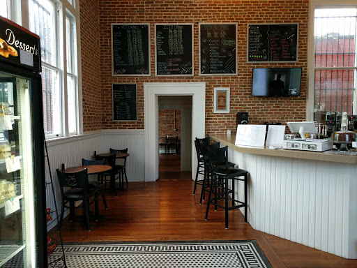Cafe «Crossroads Coffee Shop», reviews and photos, 25470-25498 Coastal Blvd, Onley, VA 23418, USA
