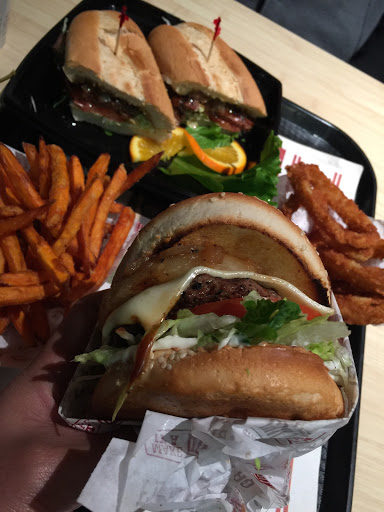 Hamburger Restaurant «The Habit Burger Grill», reviews and photos, 311 N Sepulveda Blvd, El Segundo, CA 90245, USA