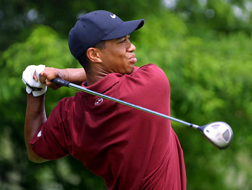 tiger woods swing finish. Tiger Woods Golf Swing