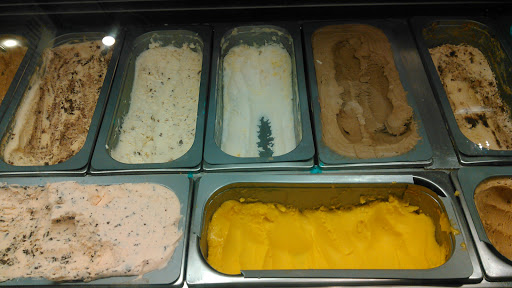 Ice Cream Shop «Stillwells Ice Cream», reviews and photos, 105 Main St, Amesbury, MA 01913, USA