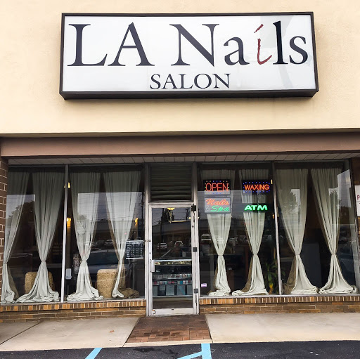 La Nail Salon