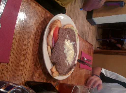 MacNiven's Restaurant & Bar