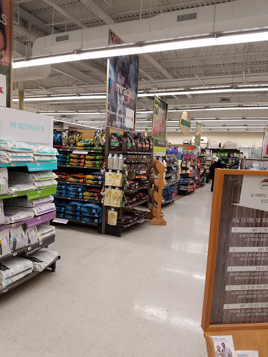 Pet Supply Store «Petco Animal Supplies», reviews and photos, 41 Narrows Shopping Center, Edwardsville, PA 18704, USA