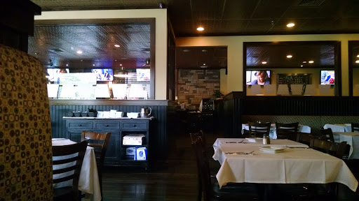 Restaurant «Jackson Hall American Bar & Grille», reviews and photos, 335 E Main St, East Islip, NY 11730, USA