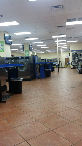 Laundromat «SpinZone Laundry North 24/7», reviews and photos, 6307 Cameron Rd, Austin, TX 78723, USA