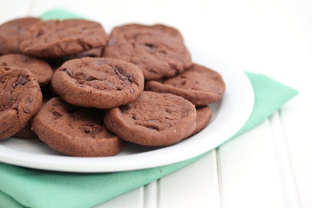 photo of a plate of cookies