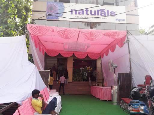 Naturals Hair & Beauty Salon, 109, NH 24, Civil Lines, Bareilly, Uttar Pradesh 243001, India, Beauty_Parlour, state UP
