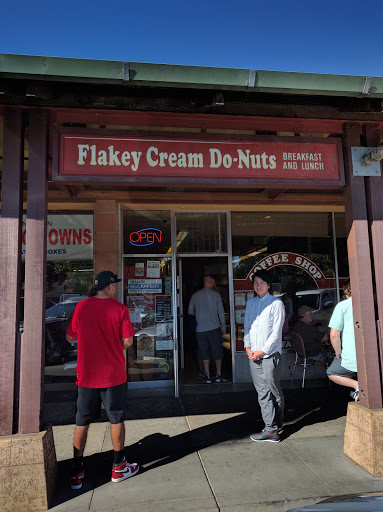 Breakfast Restaurant «Flakey Cream Do-Nuts & Coffee Shop», reviews and photos, 441 Center St, Healdsburg, CA 95448, USA