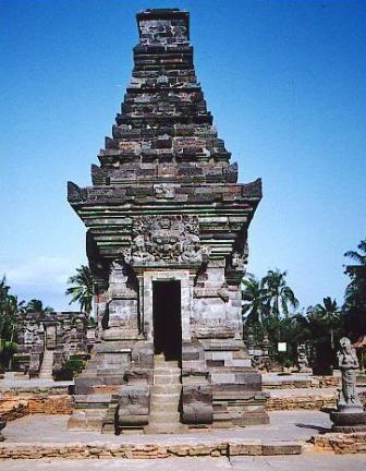 Situs Candi Penataran