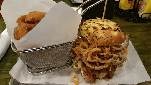 Hamburger Restaurant «Burgers and More by Emeril», reviews and photos, 77 Sands Blvd, Bethlehem, PA 18015, USA