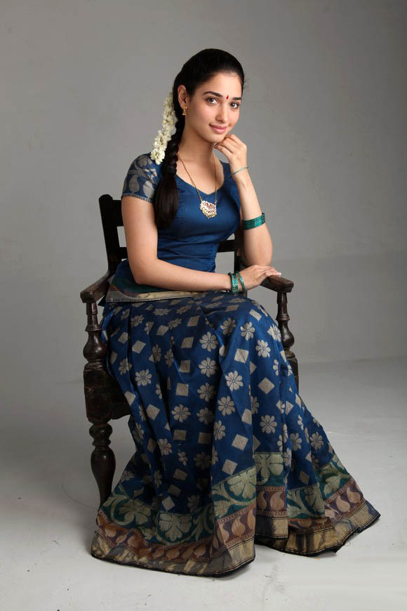 Men Women Photos: Tamanna Latest Cute and Beautiful Photo Gallery in