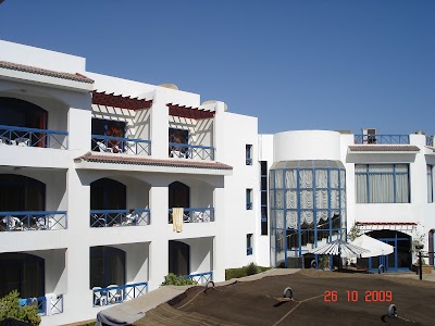 Photos of La Perla Hotel