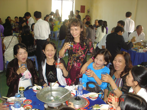 Chào mừng Ngày nhà giáo Việt Nam 20/11 2010 - Page 3 DSC00171