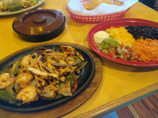 Mexican Restaurant «El Jefe Mexican Kitchen & Tequila Bar», reviews and photos, 1235 Shopping Center Rd, Stevensville, MD 21666, USA