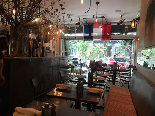 French Restaurant «Vin Et Fleurs», reviews and photos, 69 Thompson St, New York, NY 10012, USA