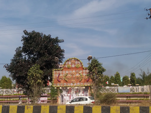 Pallav Bhawan, Ring Road 2, Gaurav Path, Parijat Extension, Nehru Nagar, Bilaspur, Chhattisgarh 495001, India, Park_and_Garden, state CT