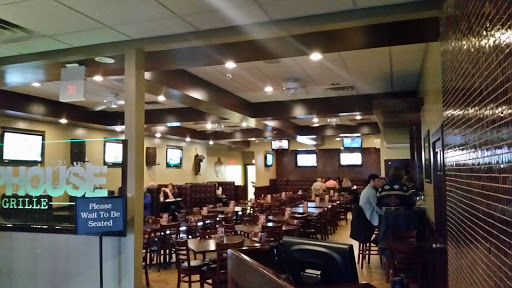 Bar & Grill «Taphouse Grille», reviews and photos, 159 S Main St, Fall River, MA 02721, USA
