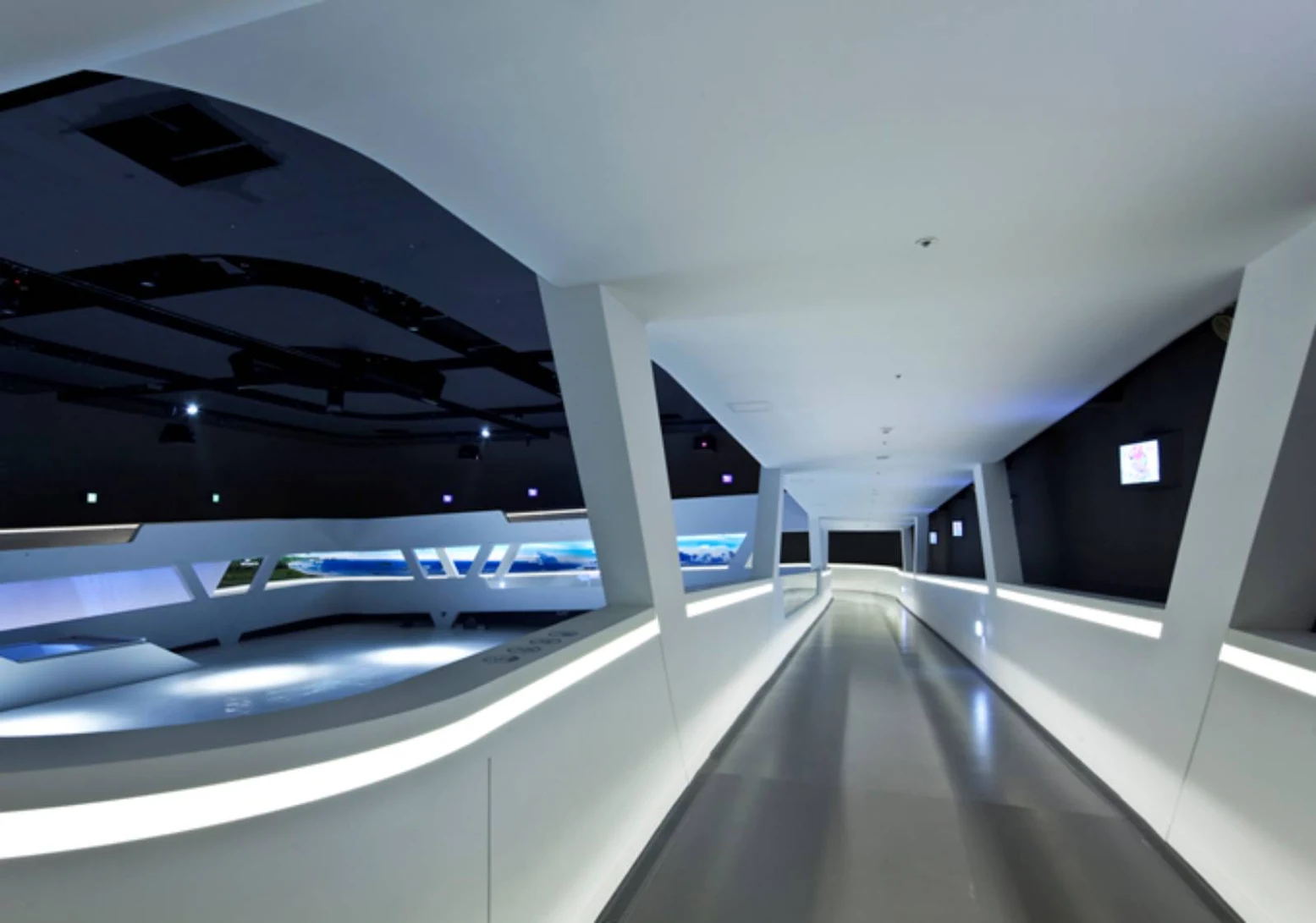 Yeosu Expo Samsung Pavilion by SAMOO