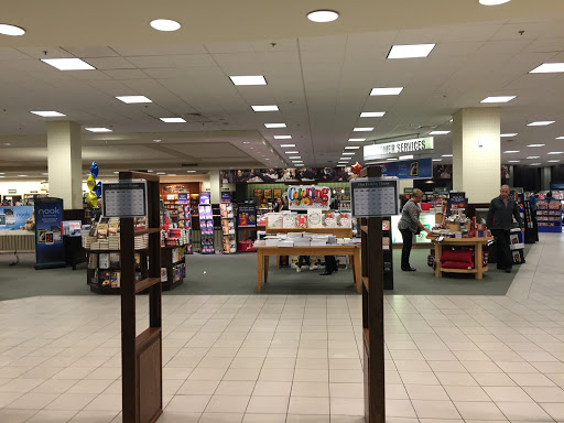 Book Store «Barnes & Noble», reviews and photos, 100 Greyrock Pl, Stamford, CT 06901, USA