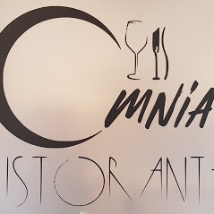 Omnia Ristorante Lounge Room logo