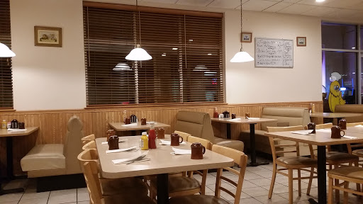 Restaurant «Henny Penny Family Restaurant», reviews and photos, 1709 IL-120, McHenry, IL 60051, USA