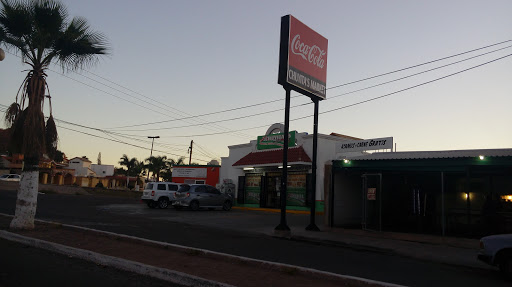 Chuyitas market, Luis Encinas 250, Villas de Miramar, 85455 Heroica Guaymas, Son., México, Tienda de ultramarinos | SON