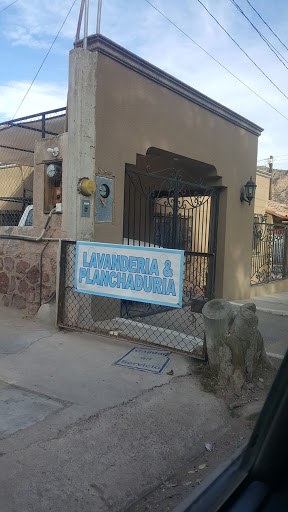 Lavandería y Planchaduría Shacka Shacka, Guadalupe 9, Guadalupe, 85440 Heroica Guaymas, Son., México, Servicio de lavandería | SON