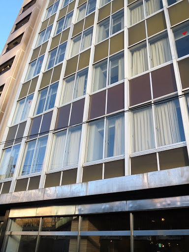 Anne Hostel Yokozuna
