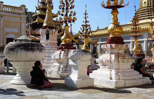 Shwezigon Pagoda