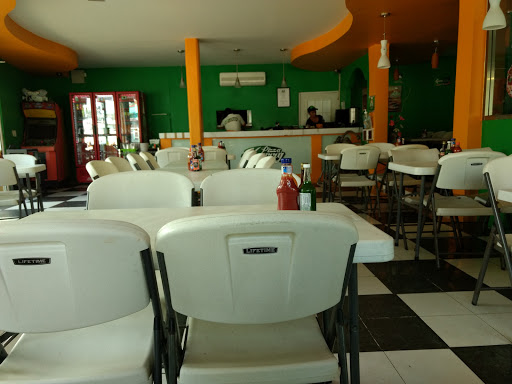 Pizzas Henrry, José María Morelos 580, Centro, 68340 San Juan Bautista Tuxtepec, Oax., México, Pizza para llevar | OAX