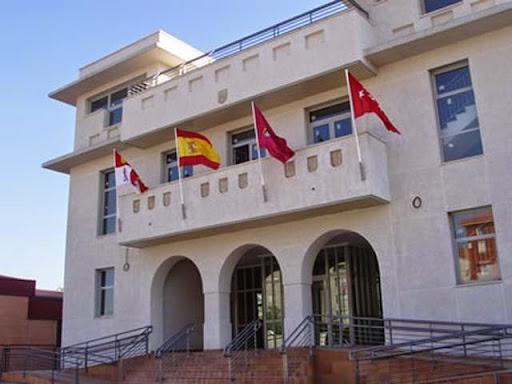 El Ayuntamiento llega a un acuerdo con la Casa Regional de Castilla y León para re ubicar sus instalaciones en un local municipal en la Avenida Teresa de Calcuta, nº 8