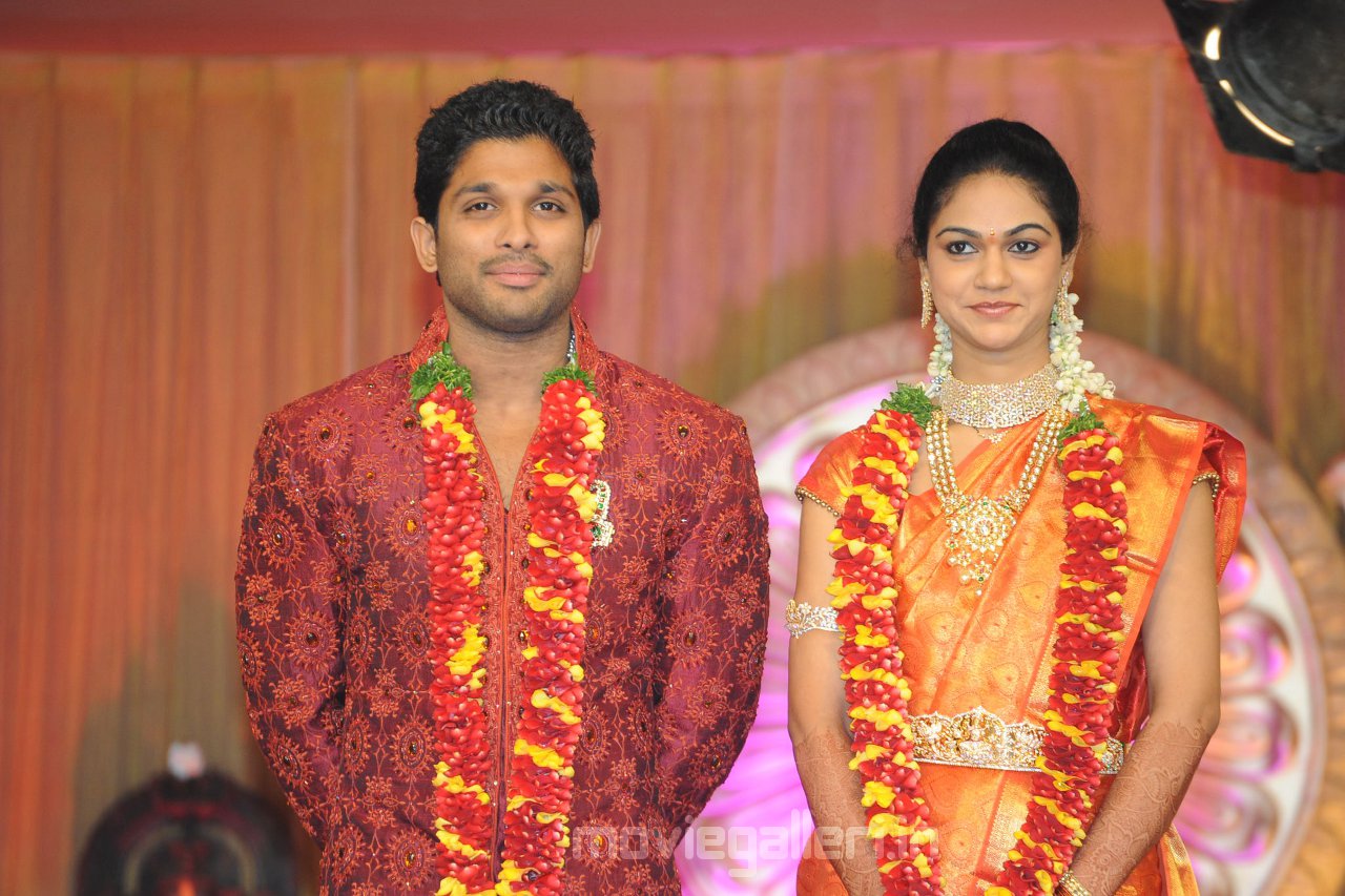 Celebs @ Allu Arjun Reception Photo Gallery.