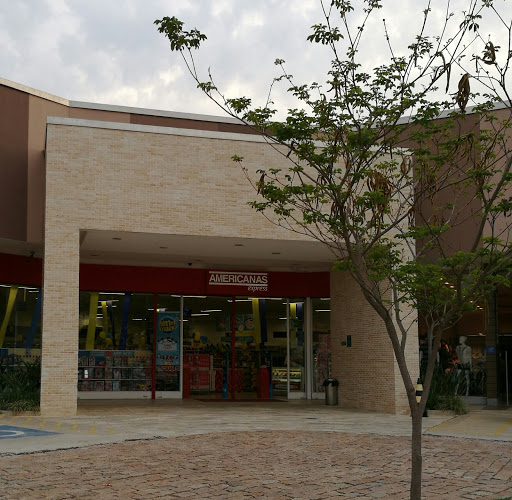 Lojas Americanas, Av. Benedito Storani, 405 - Centro, Vinhedo - SP, 13280-000, Brasil, Loja_de_Departamento, estado São Paulo