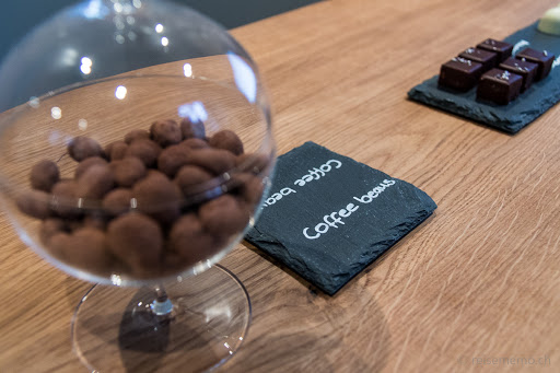 Max Chocolatier