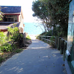 Path leading to Jibbon Beach (98786)