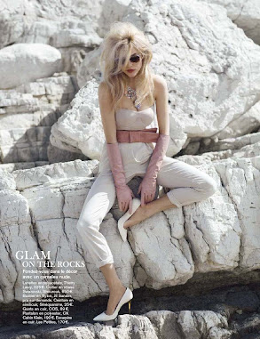 Ashley Smith - Glamour Francia Agosto 2012