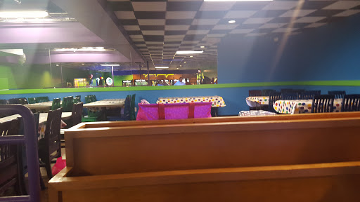 Bowling Alley «Imperial Lanes», reviews and photos, 44650 Garfield Rd, Charter Twp of Clinton, MI 48038, USA