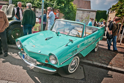 Das außergewöhnlichste Ausstellungsstück: Ein Amphicar Schwimmwagen aus dem Jahr 1963