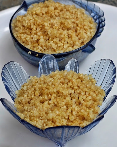 How to cook Quinoa Recipe | Fluffy, tasty quinoa at home tips | Written by Kavitha Ramaswamy of Foodomania.com