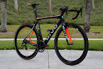 Divo ST Campagnolo Super Record 80th Anniversary Complete Bike at twohubs.com