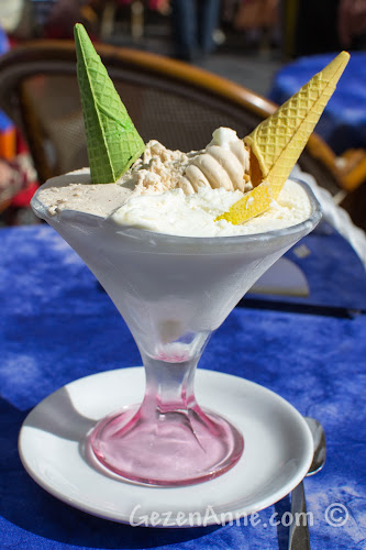 Amalfi'de gelato, limonlu