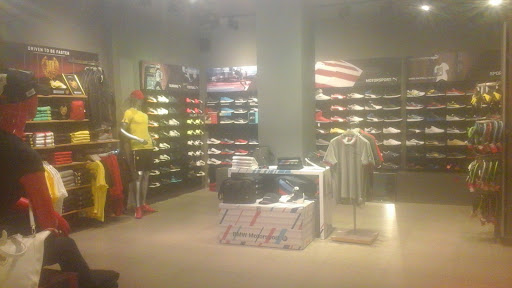 puma store in pacific mall subhash nagar