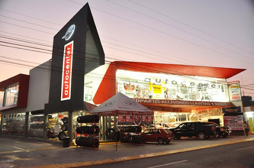 Super Autos, Av Rey Coliman 381, La Garita, 28000 Colima, Col., México, Concesionario de autos | COL