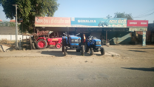 Shriram Tractor Agency, shriram tractor agency station road near mashoba chowk tal dist, Vaijapur, Maharashtra 423701, India, Truck_Dealer, state MH