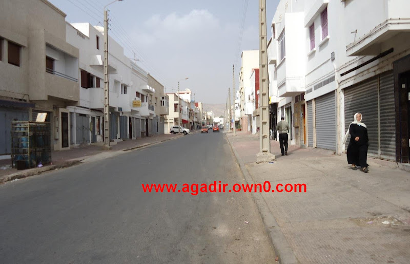شارع عبد العزيز الماسي حي ليزاميكال بمدينة اكادير DSC02087