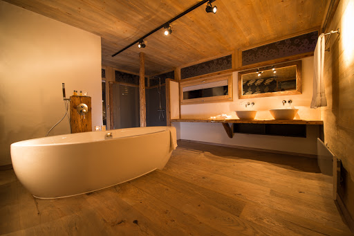 Mazots de la Source Swiss Alpine Lodge