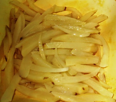Baked French Fries Recipe | Best Crispy Oven "Fries" recipe written by Kavitha Ramaswamy of Foodomania.com