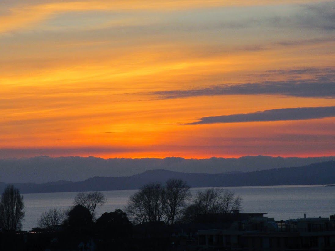 Sunset-from-Duet-rooftop_2015-1-20_20.JP