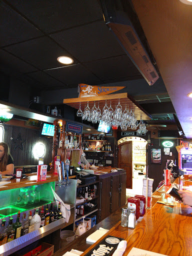 Restaurant «Golden Spike Pub», reviews and photos, 411 W Manlius St, East Syracuse, NY 13057, USA